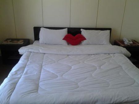 Standard Double Bed